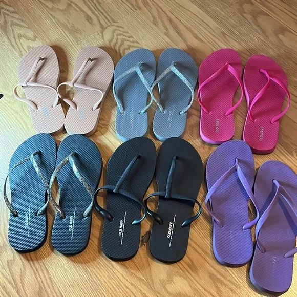 COPY - Old Navy flip flops 7 pairs size 7 GUC some new - Picture 1 of 8